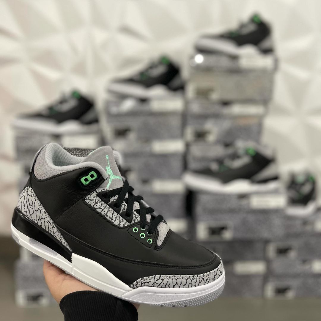 Jordan Shoes Pallet
